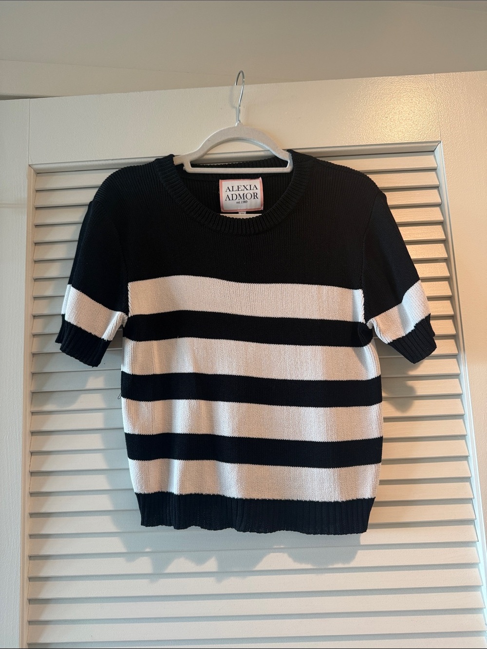 Alexia Admor Black and White Striped Short-Sleeve Knit Pullover
